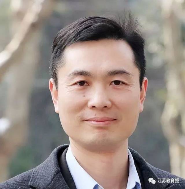 高考语文阅卷组专家 秦晓华 江苏省特级教师 徐州高级中学校长 李仁甫