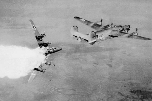 "坠毁的飞机不会说话":改变二战进程的统计学家