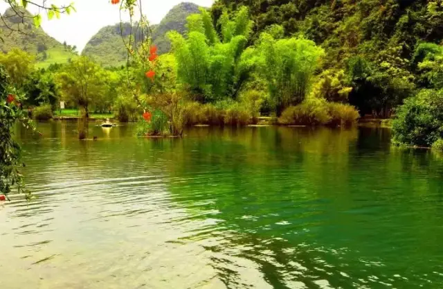 头条| 这20个广西旅游胜地,将霸占你四月所有的假期!