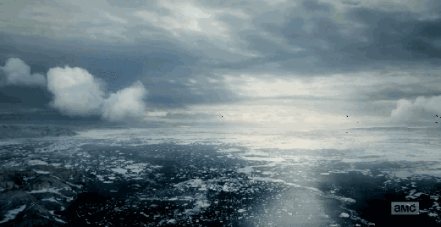 北冰洋的冰海航行