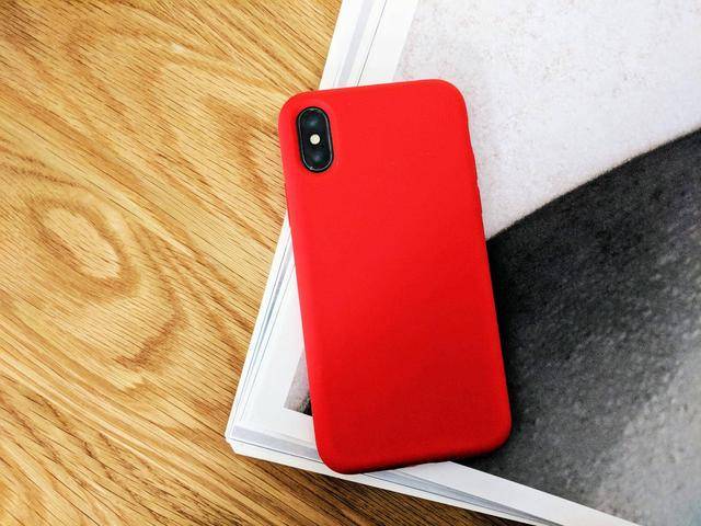 没关系,既然苹果官方不愿意打造iphone x红色特别版,你不如自己diy一