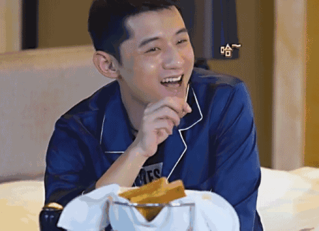 470_340gif 动态图 动图