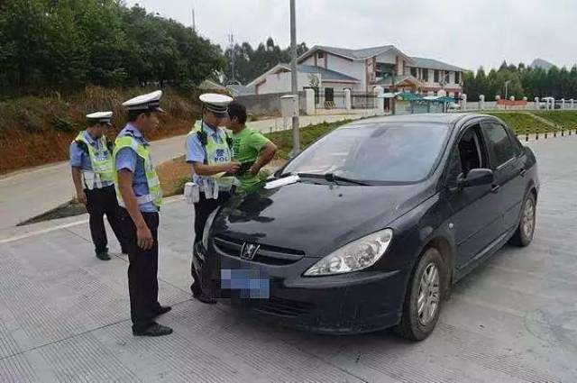 机动车不礼让行人会被记3分!然而,我在路上怎么从没见过车让人