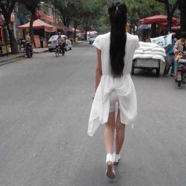 长发飘飘的妹子应该长得不差