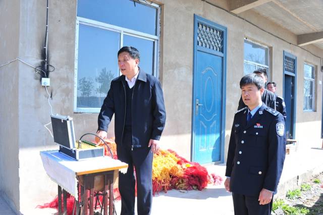 为加强烟花爆竹安全管理,消除安全隐患,4月8日,芮城县公安局治安大队