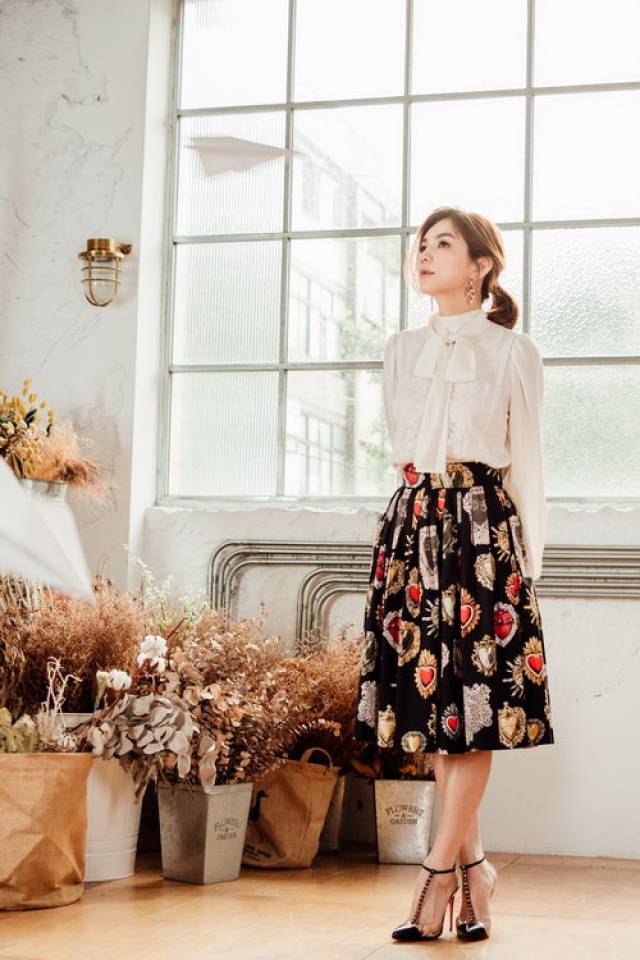 Ella献唱电影主题曲《终于爱情》唱出自己感情