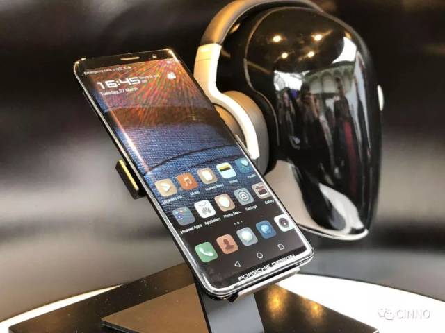 京东方AMOLED柔性屏助力华为高端MateRS发