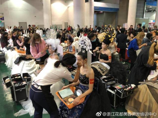 2017年浙江省美发美容大赛花都包揽多个奖项