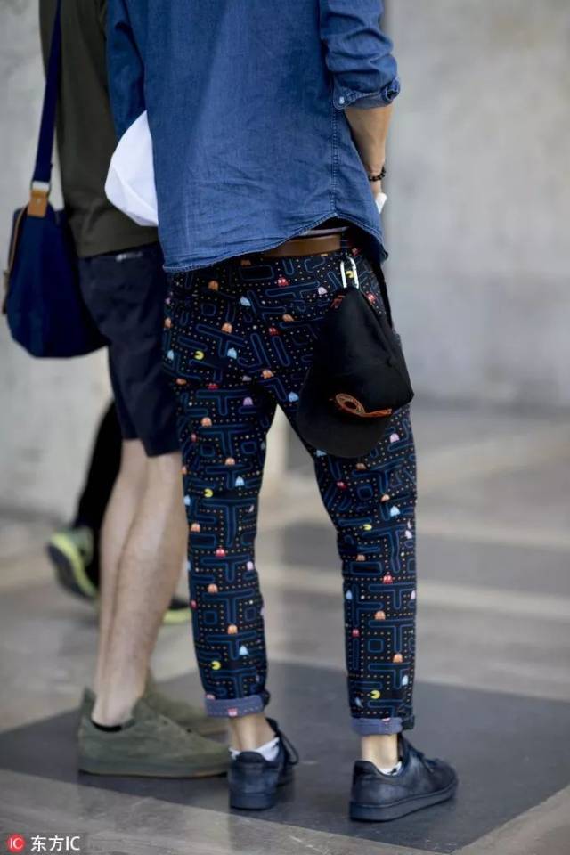 帆布鞋开胶后,还该不该继续穿?