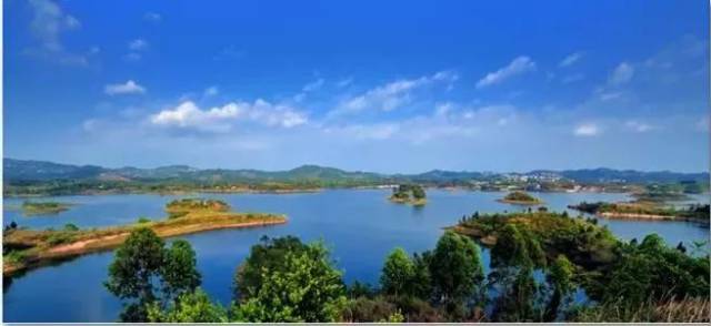 樱桃红了！2018四川最全樱桃采摘清单，拿走不谢！