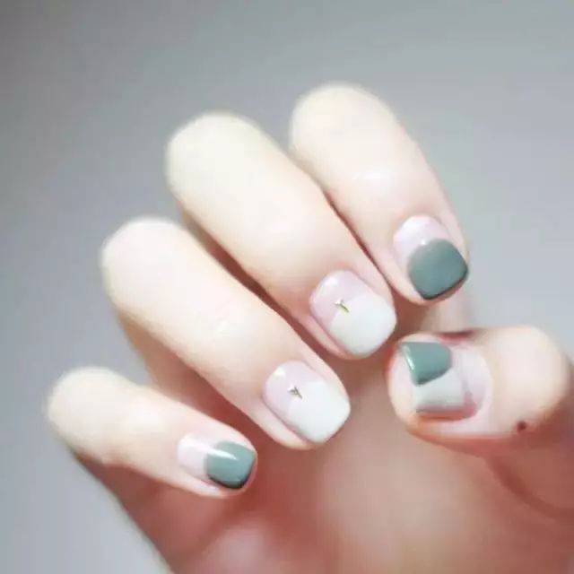 美娜美甲 | 最适合短指甲的新款美甲!必须收藏!