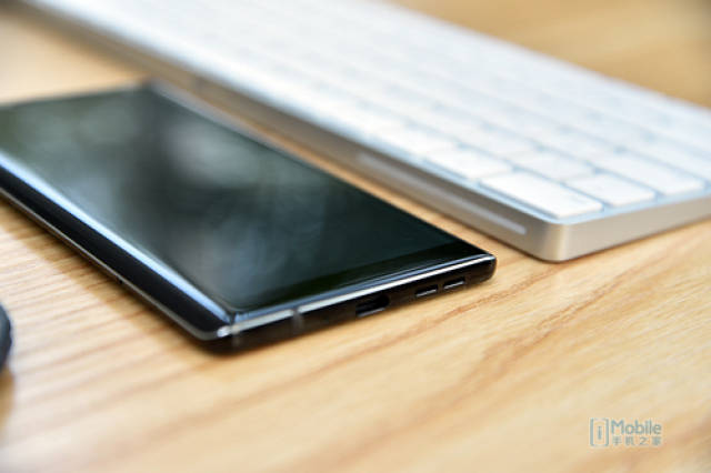 情怀加持 圆润小胖诺基亚8sirocco评测