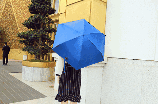 妈乐好物 | 可以放进口袋的防晒伞,比苹果还轻,夏天出门不怕晒黑了!