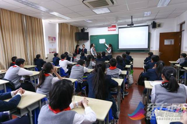 上海市大同初级中学2018年全民国家安全教育