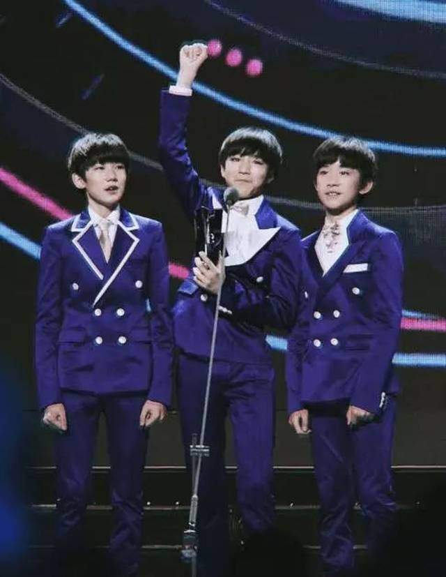 tfboys:中国最火少年组合当之无愧!