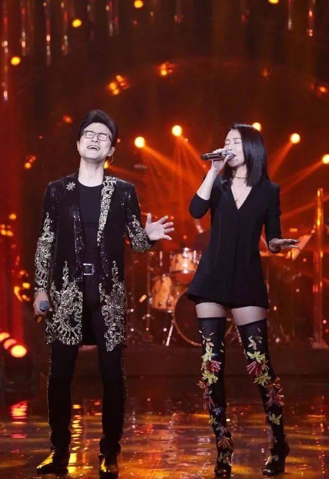 你想零距离听吴水里实力的夜莺天籁,谭维维的美声演唱?海兔在碧霞煮多久熟图片
