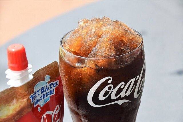 日本可口可乐最新产品:即饮大柠乐沙冰 是可乐冰沙吗?
