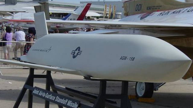 "agm-158er"导弹主要用于远距离空对地巡航打击,可从对方防空区外精确