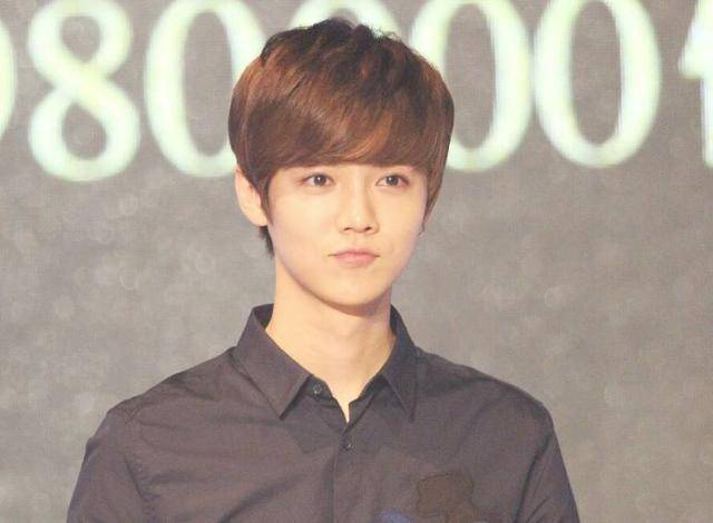 胡一天学历,鹿晗学历,蔡徐坤学历,杨洋学历,差距