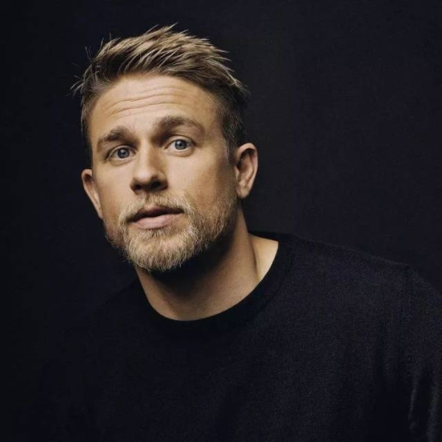 赏色| charlie hunnam:别忘了,腐国也有肌肉硬汉