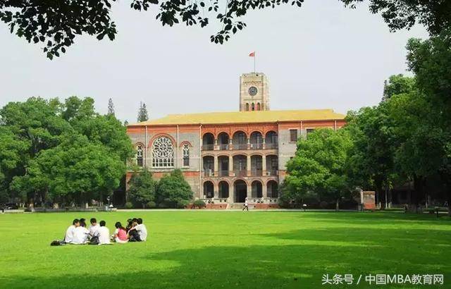 中国进步最快的11所大学:新时代四大名校"清北复交"