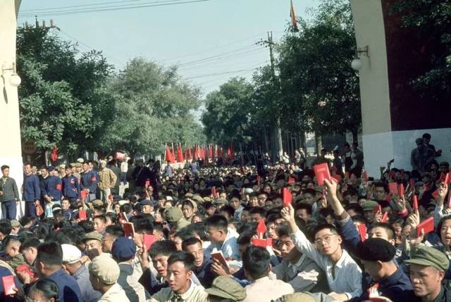 一位法国摄影师镜头下的彩色中国:中国记忆,1966