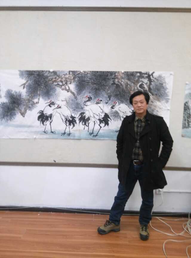 左学荣,四川剑阁人,现为北京荣宝斋画院范扬工作室画家,四川省诗书画