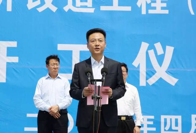杨青玖