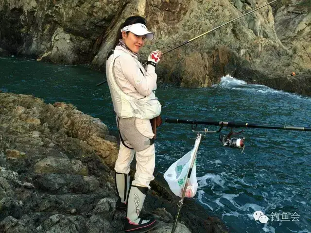 钓鱼人的梦 有一个喜欢钓鱼的女朋友