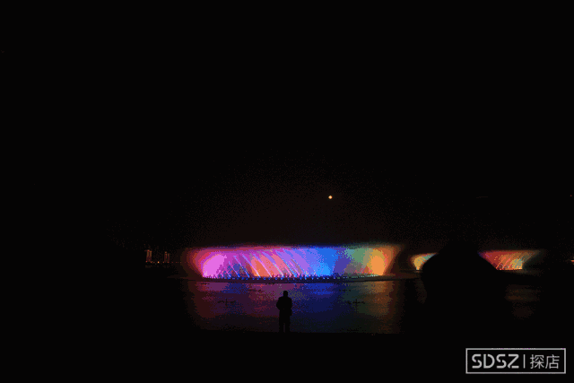 金鸡湖喷泉旁这家活在