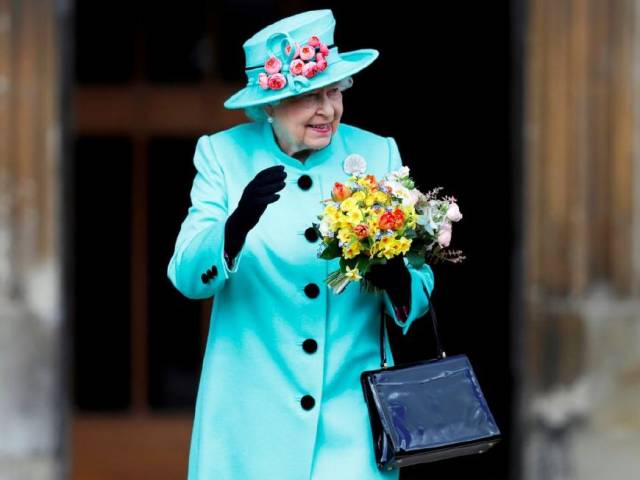 英国女王的珍稀照片,映照出她非凡的贵族人生