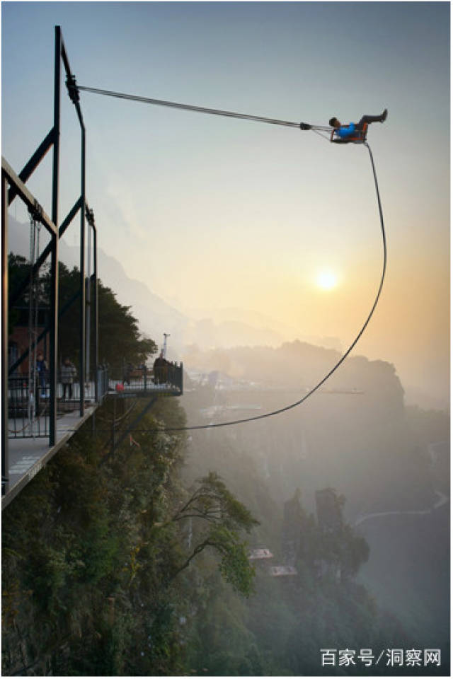 万盛奥陶纪龙缸玻璃栈道没走过一回 恭喜你算