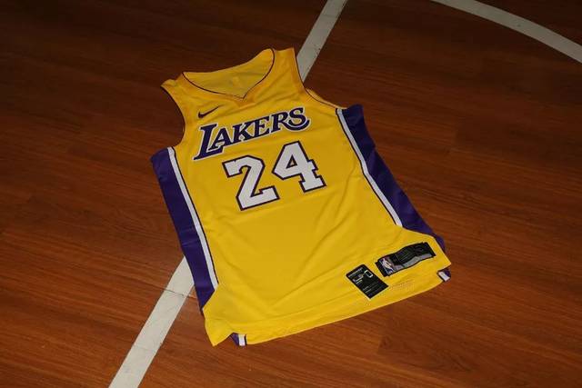 edition jersey authentic nba 传奇巨星科比·布莱恩特的球衣退役