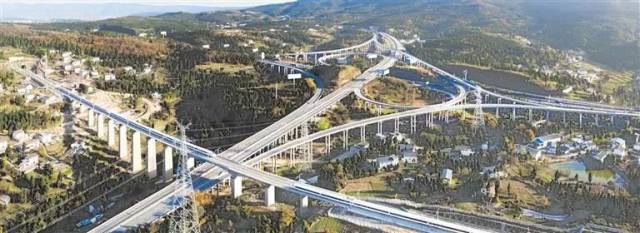 热点 | 成都携手广元、巴中助力老区加快发展