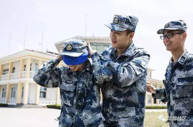 北部战区空军某场站心理训练跟进飞行保障一线