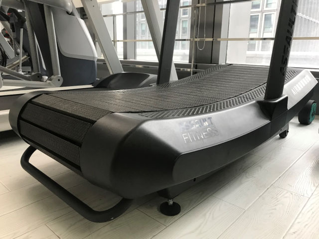 不插电却让你跑到"炸裂"的跑步机—air runner评测