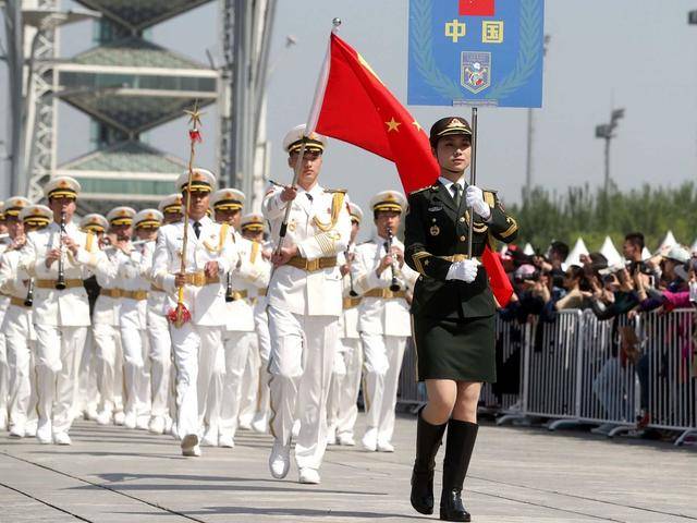 中国人民解放军军乐团入场表演.