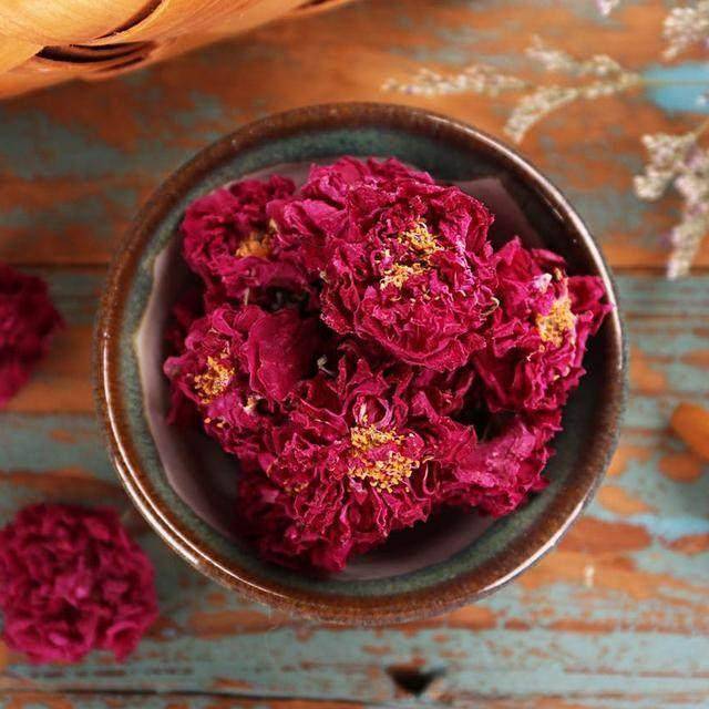 乳房肿痛有硬块?平时多吃这几种食物,通乳散结