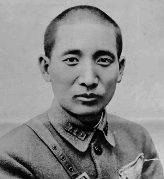 张治中和张自忠,有这么多的不同之处,但都值得我们敬重_手机搜狐网