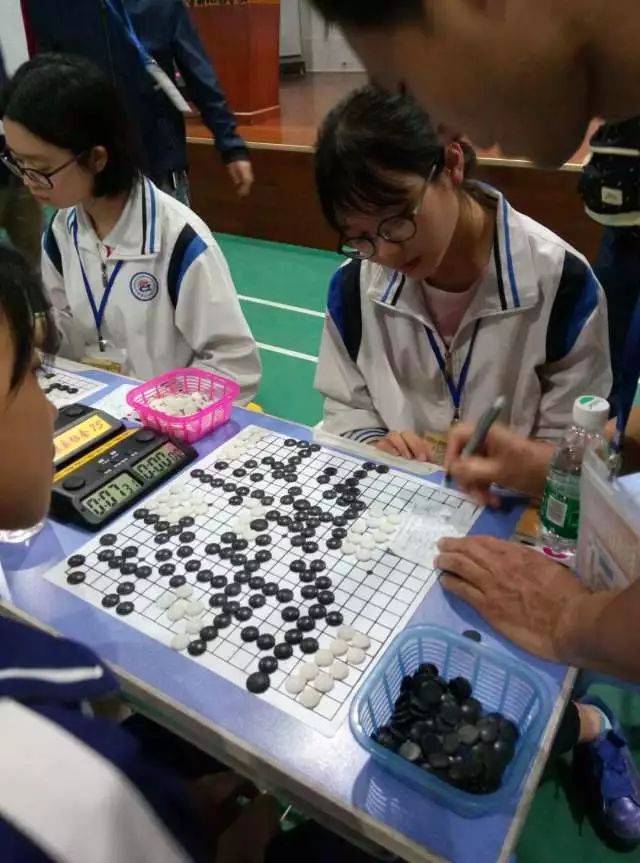 热烈祝贺我校三棋社在街道三棋赛比武中取得优异成绩