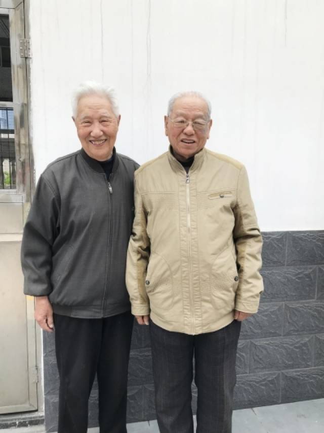 严瑞朗左与陈永年63年后再相逢