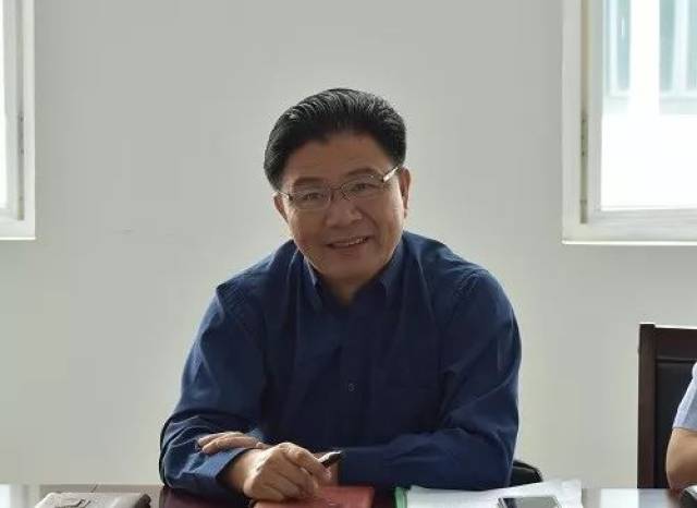 肖惠中到泉州市中医院对医保扶持中医药事业开展调研工作