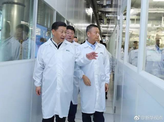 习近平召开专题座谈会 为长江经济带发展指引方向
