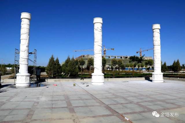 新城区文化公园及市民休闲广场项目以"金塔新八景"为线索,将景观主轴