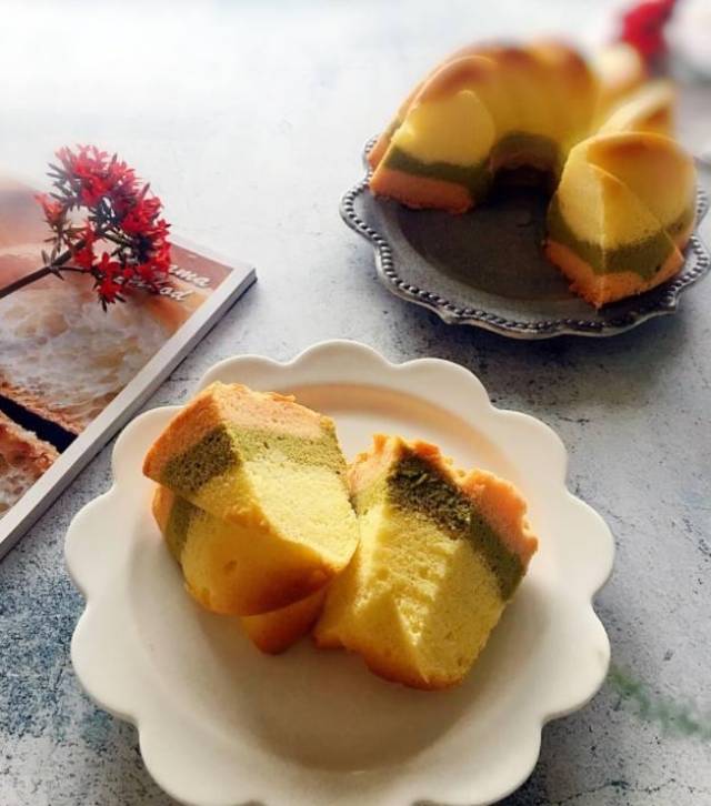 软绵绵的“小旋风”三色萨瓦林戚风蛋糕，没黄油也能做高颜值蛋糕