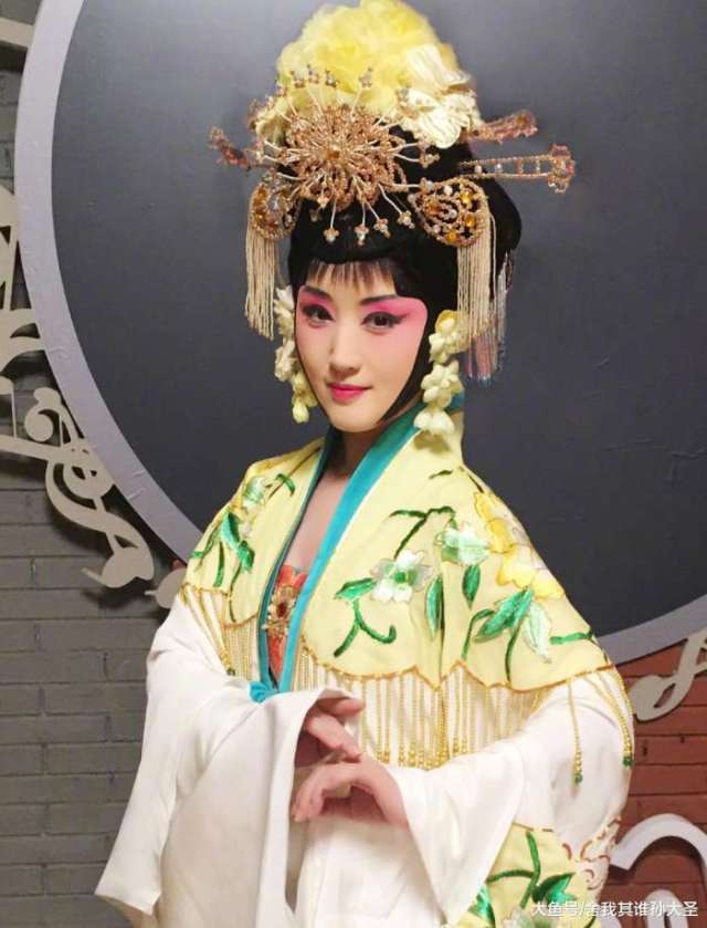 甜歌天后杨钰莹一年内三度扮演京剧青衣杨玉环, 一次比一次美