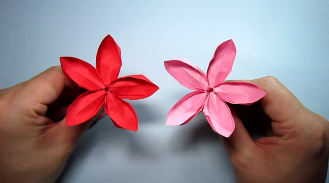 一张纸就能折出美丽的桃花,简单易学的桃花折纸