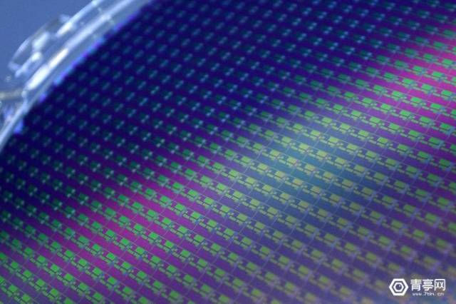 2017年全球半导体行业总营收增长21.6%,三星