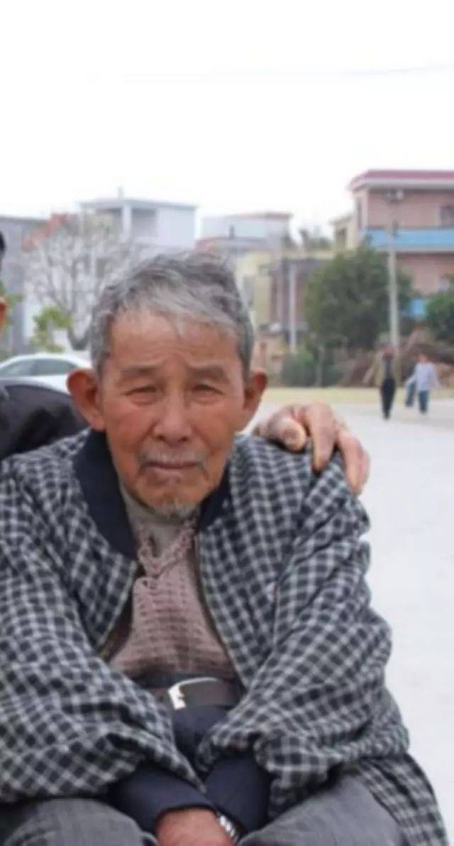 【扩散】阳江全城急寻:88岁老人走失,身高1米6,穿蓝色