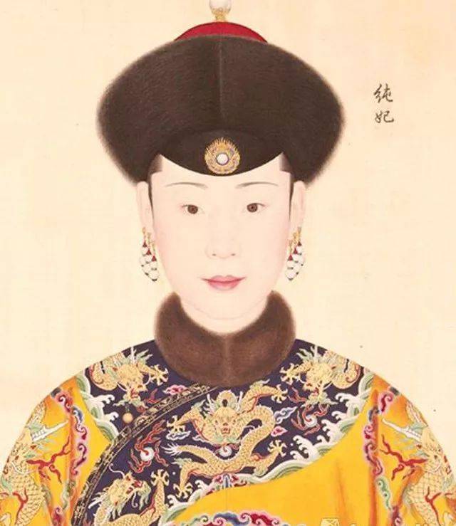 清朝女子画像拍出1.3亿天价,只因画中之人是乾隆的毕生挚爱
